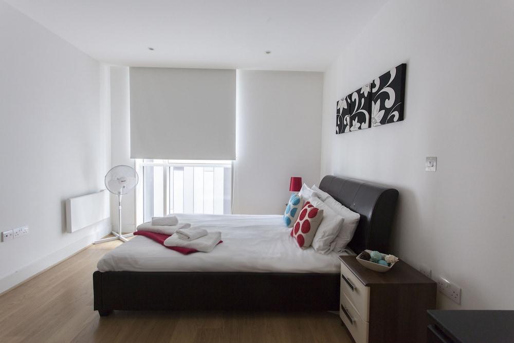 Times Square Serviced Apartments Londra Exterior foto
